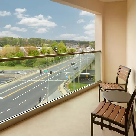 Courtyard By Marriott Atlanta Dunwoody Hotel Exterior photo