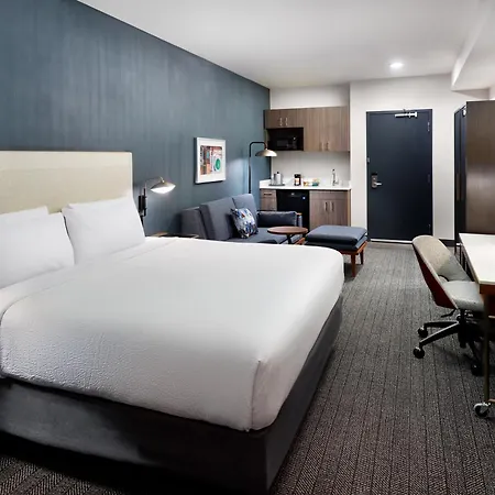 Courtyard By Marriott Atlanta Dunwoody Hotel Exterior photo