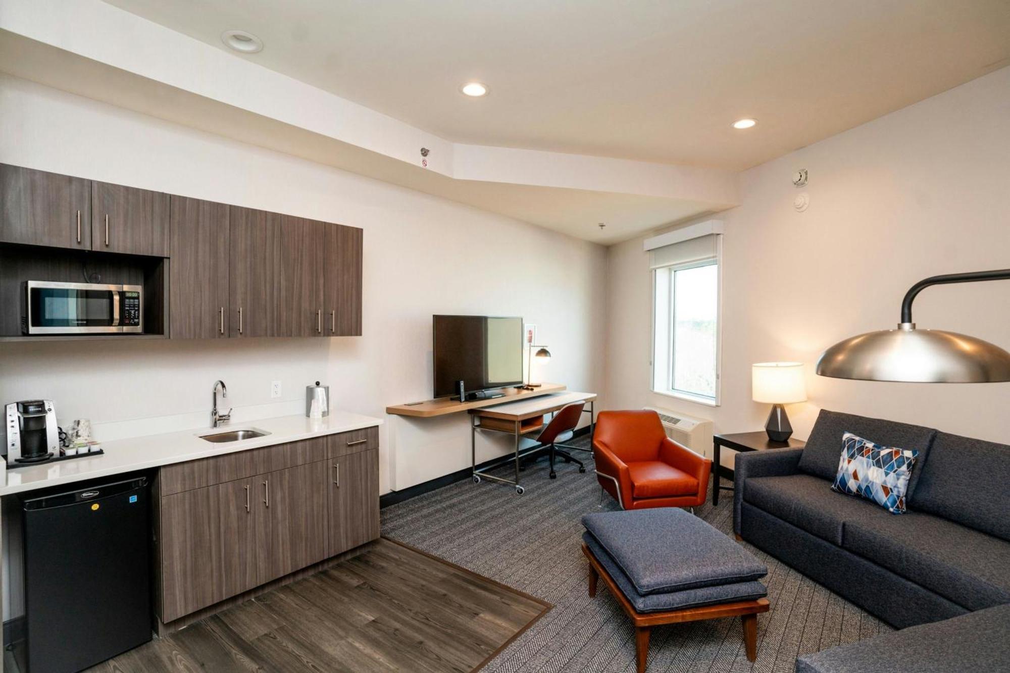 Courtyard By Marriott Atlanta Hotel Dunwoody