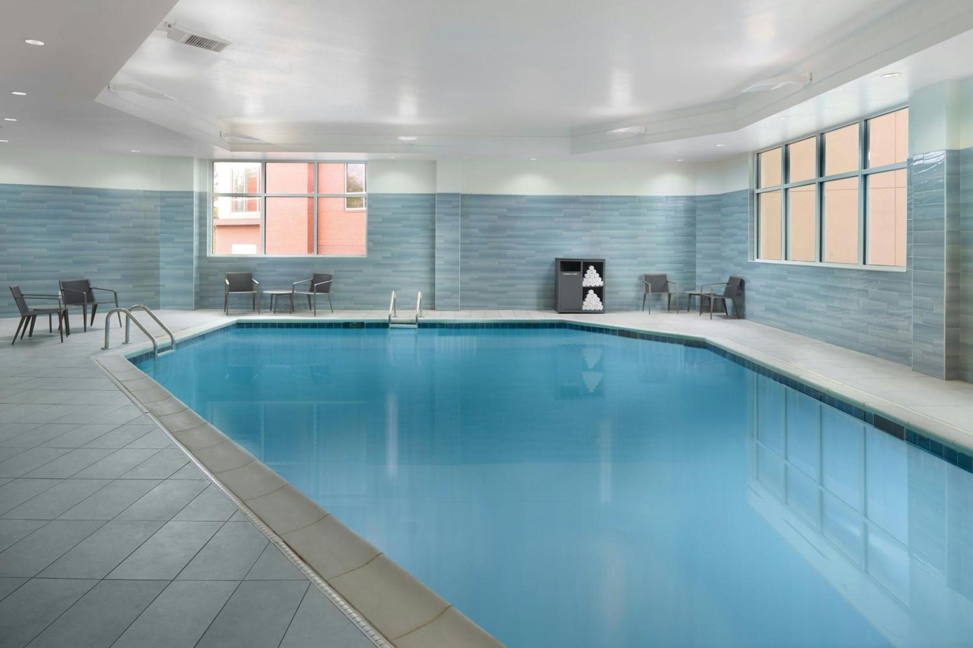 Courtyard By Marriott Atlanta