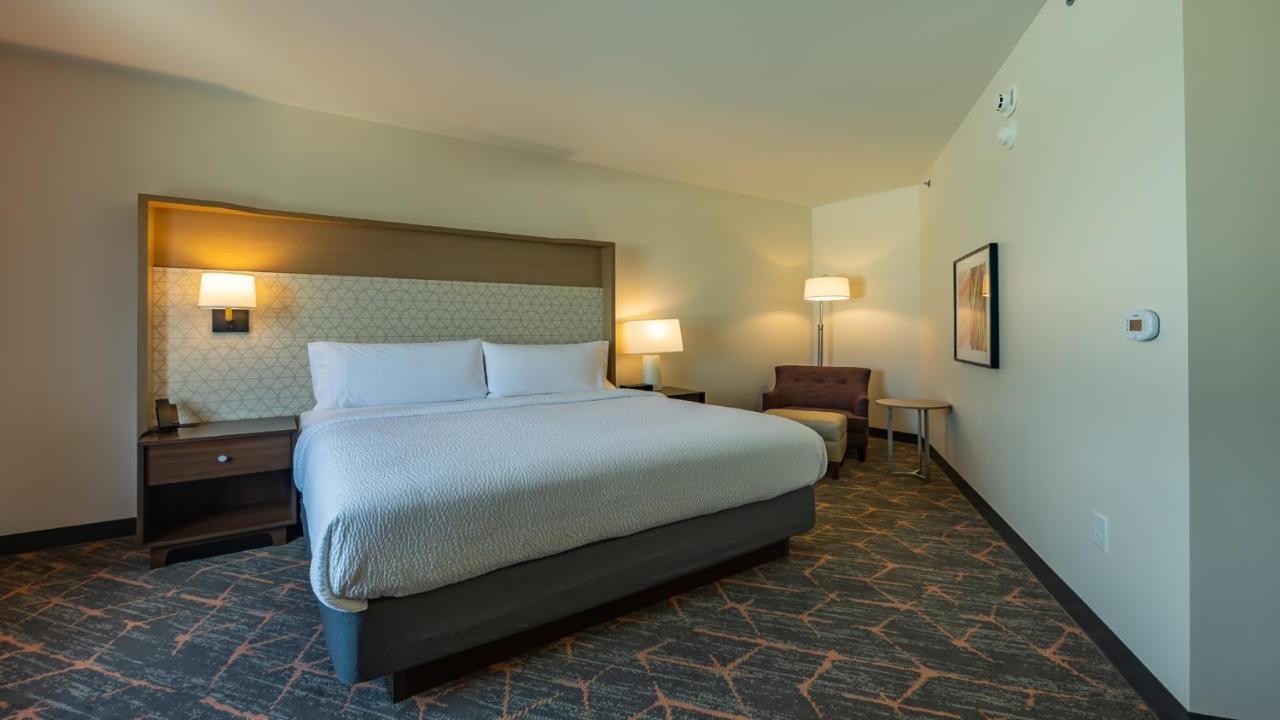 Courtyard By Marriott Atlanta Dunwoody